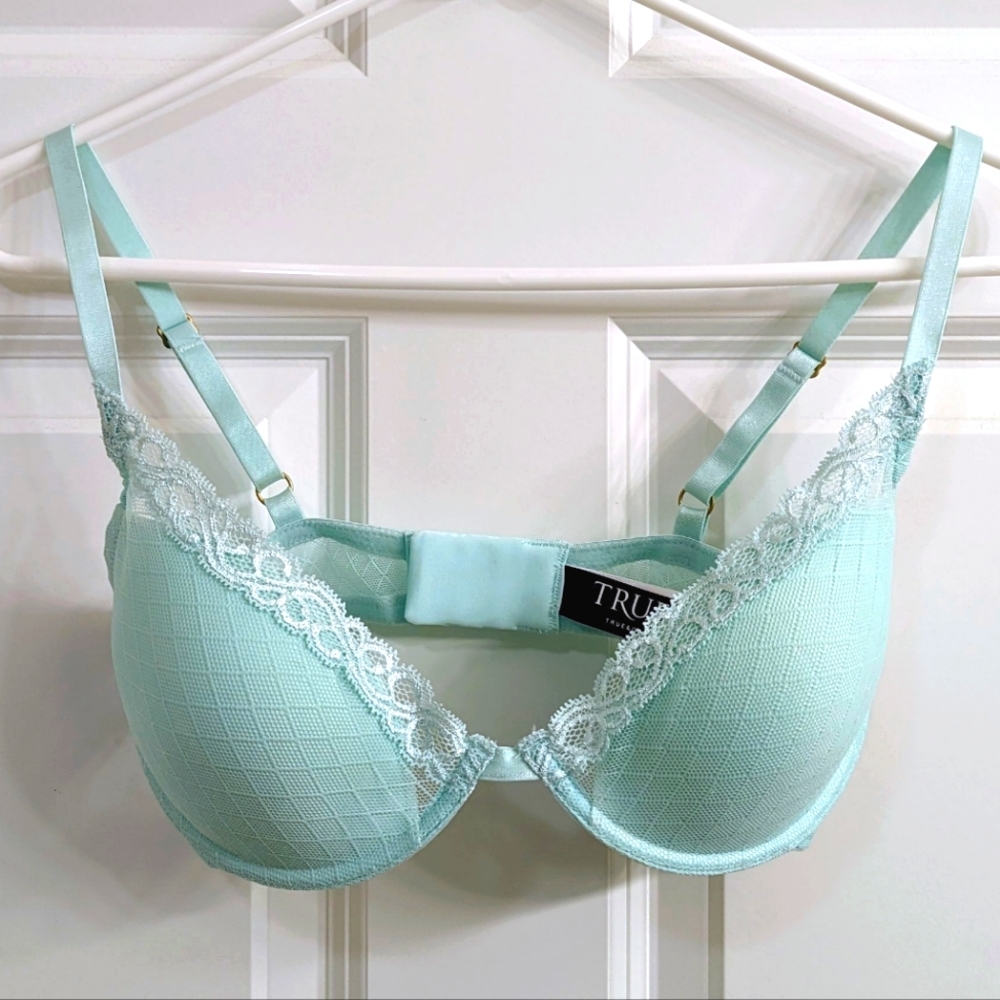 True&Co Lightly Lined Bra 32e (32dd) in light blue/green (nwot)